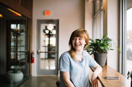 5 Ways Plants Improve Morale at the Workplace